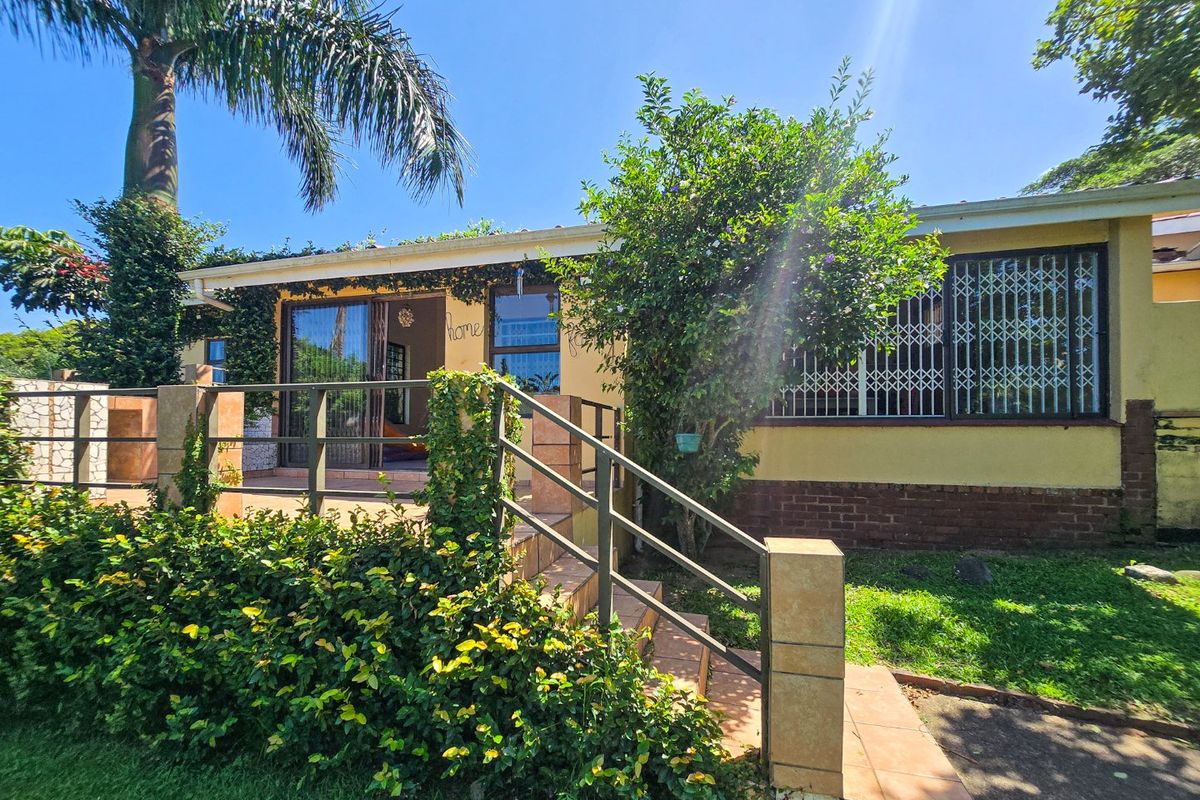 Three Bedroom House With A Flatlet! - Photo 5