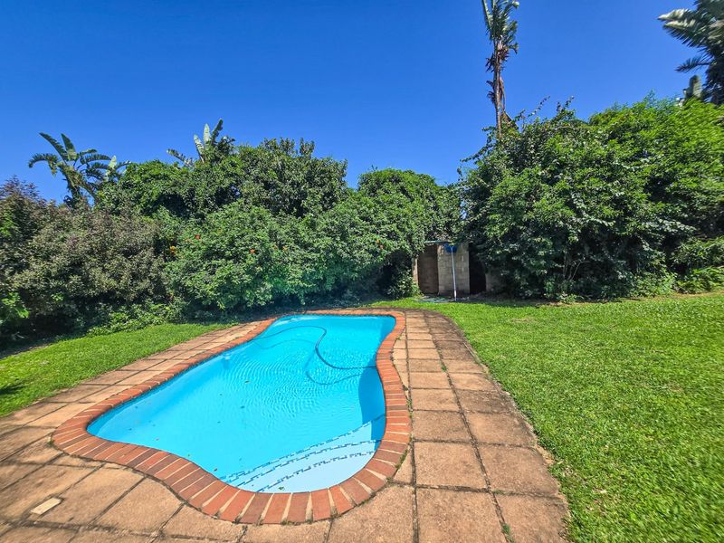 Three Bedroom House With A Flatlet! - Photo 3