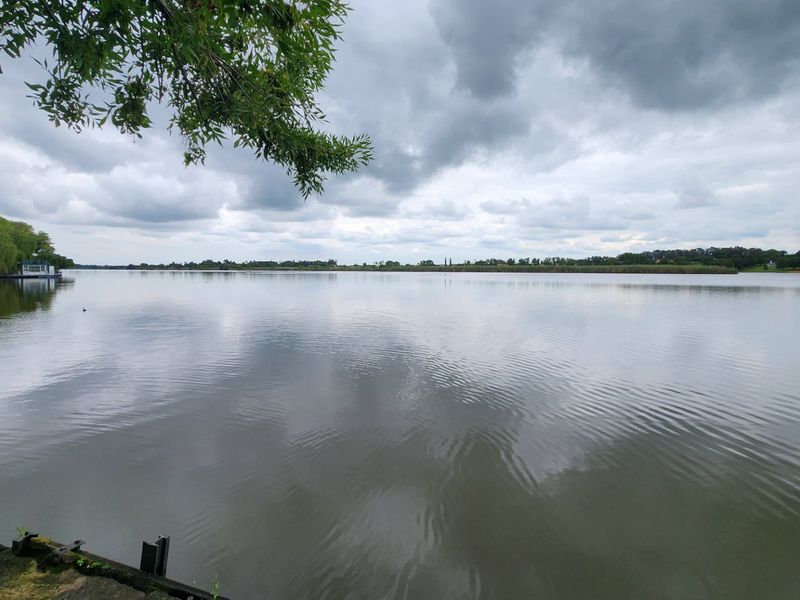 6 Bedroom 5 Bathroom vaal river view property!!! - Photo 10