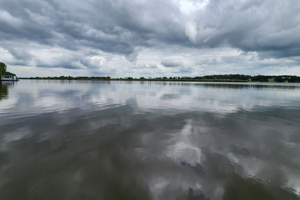 6 Bedroom 5 Bathroom vaal river view property!!! - Photo 3