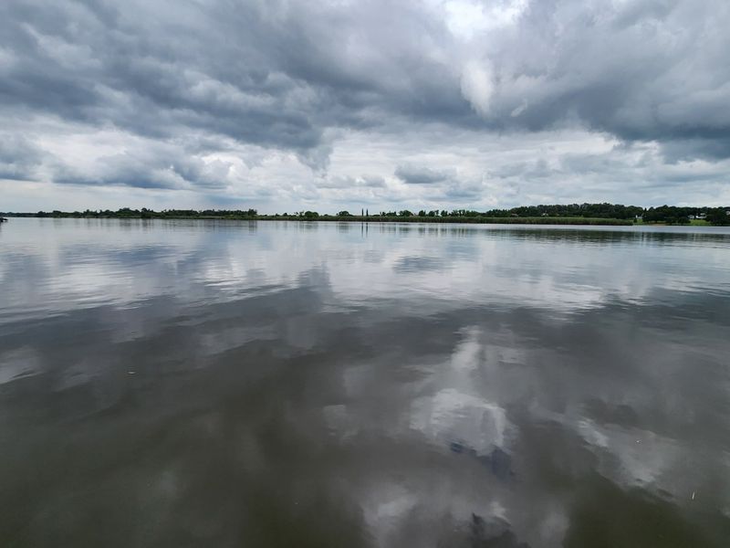 6 Bedroom 5 Bathroom vaal river view property!!! - Photo 3