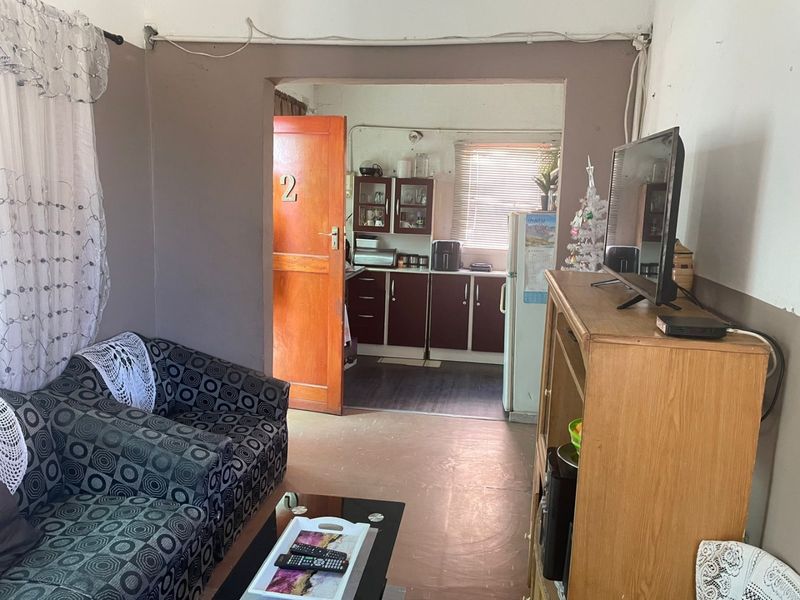 Two Bedroom house for sale in Tafelsig Mitchell's Plain  - Photo 8
