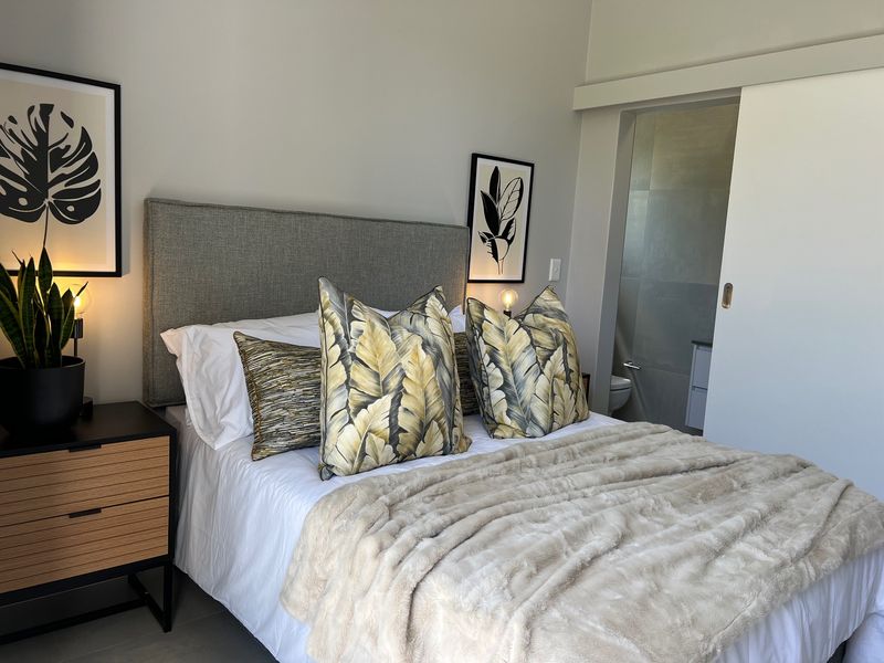 MODERN, SECURE APARTMENT LIVING IN PRIME GEORGE LOCATION - Photo 4