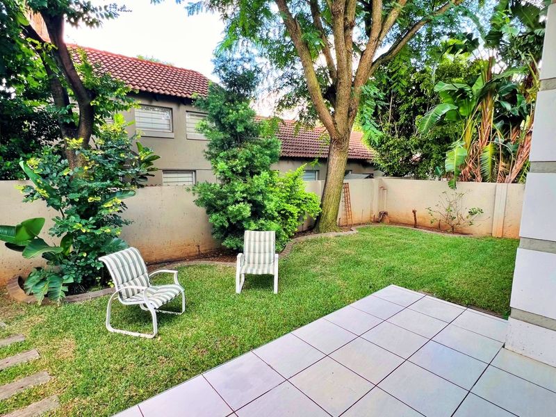 3 Bedroom 2 Bathroom Townhouse For Sale - Photo 4