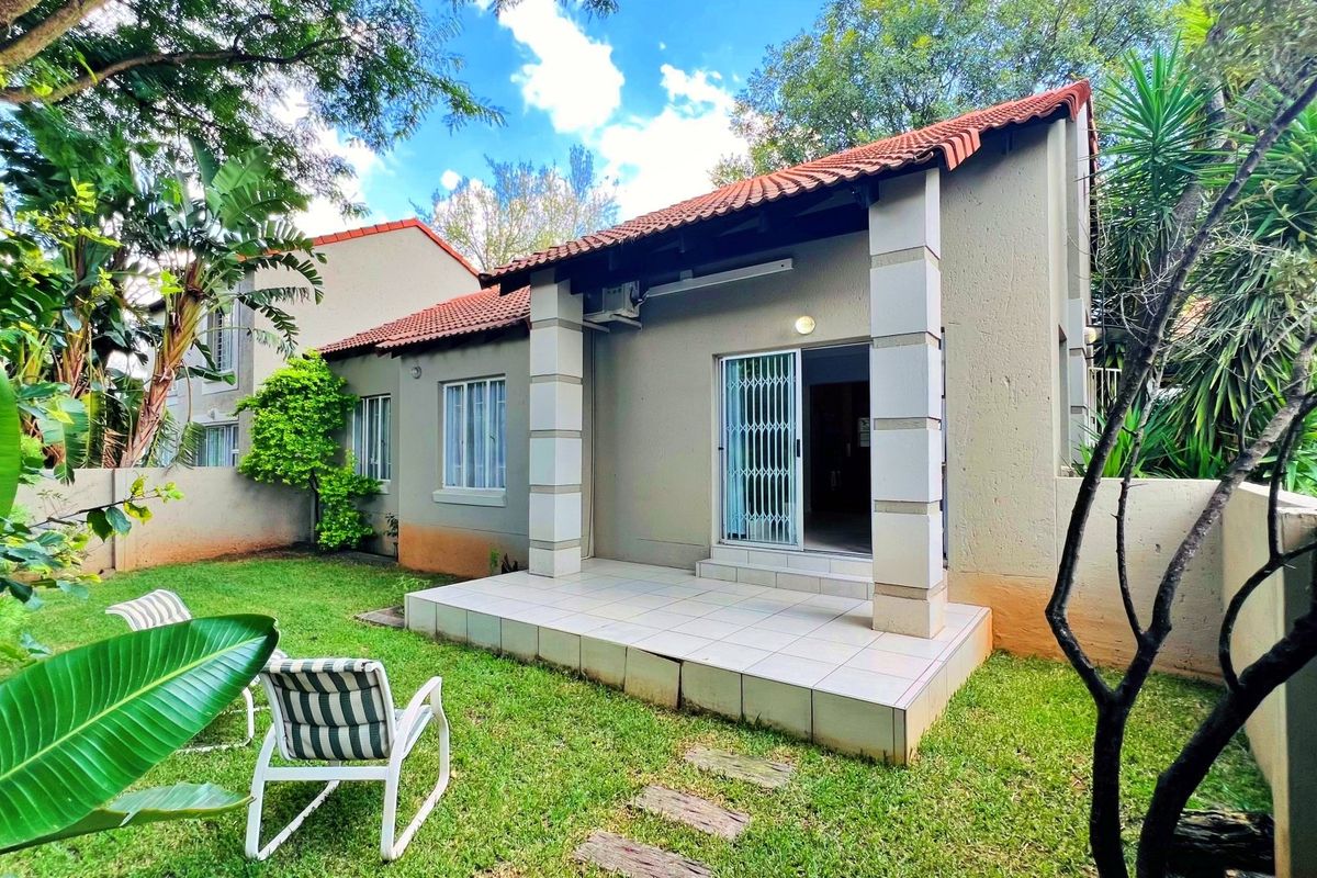 3 Bedroom 2 Bathroom Townhouse For Sale - Photo 3