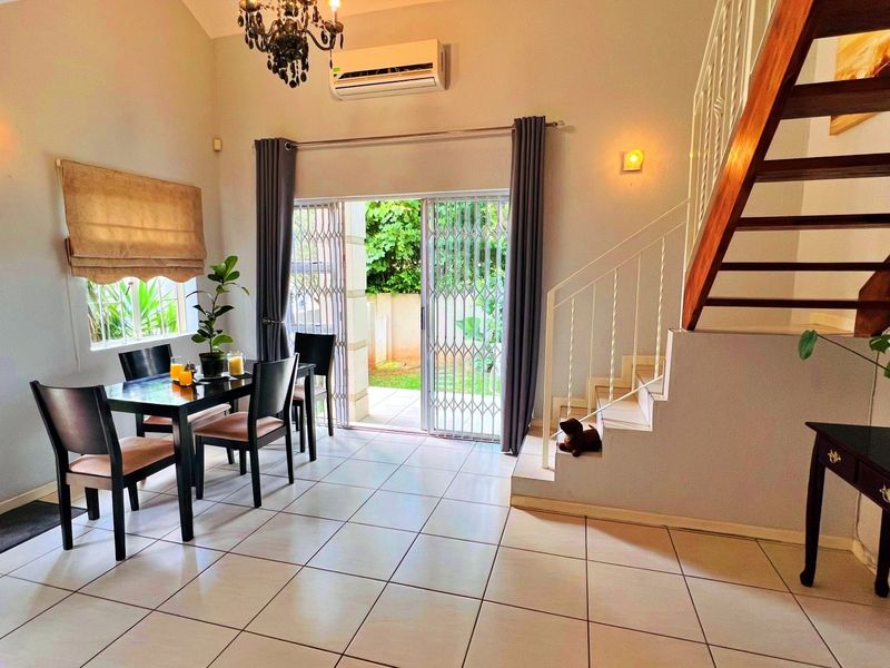 3 Bedroom 2 Bathroom Townhouse For Sale - Photo 9