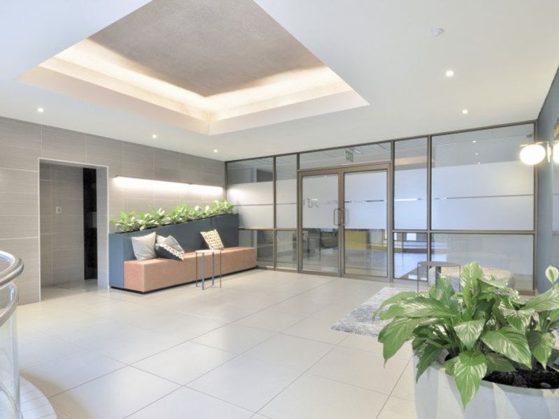 Prime Office Space In Hyde Park JHB - Photo 8