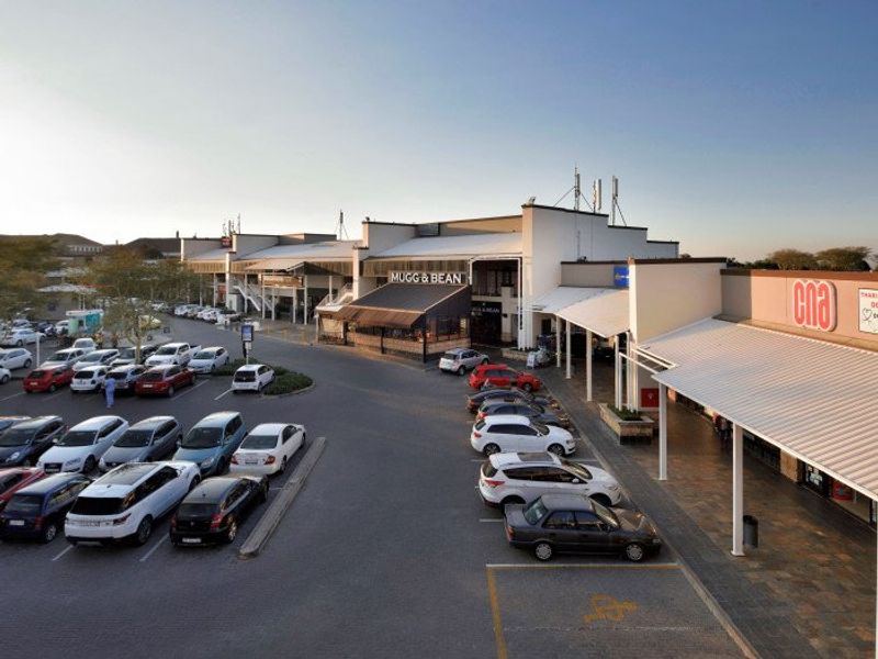 Boskruin Village – Shopfront & Patio - Photo 3