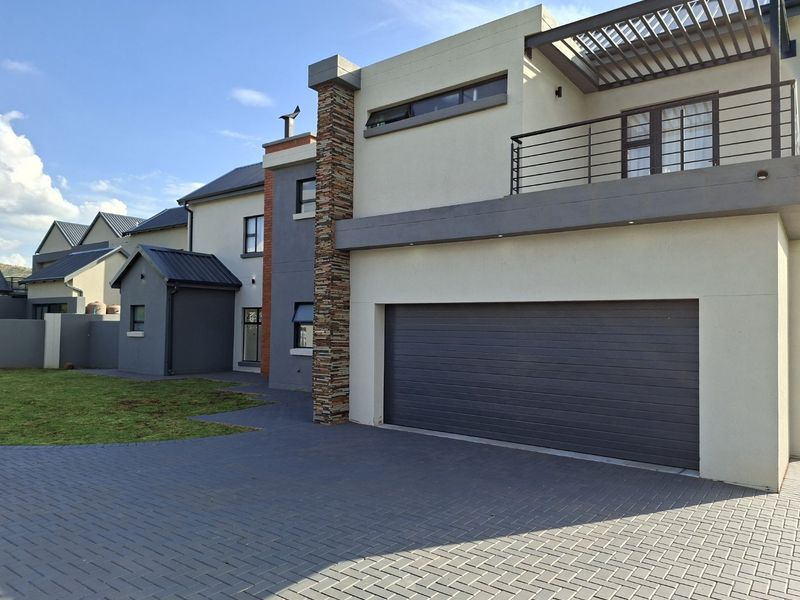 Modern Family Living with Space, Security & Scenic Views - Photo 2