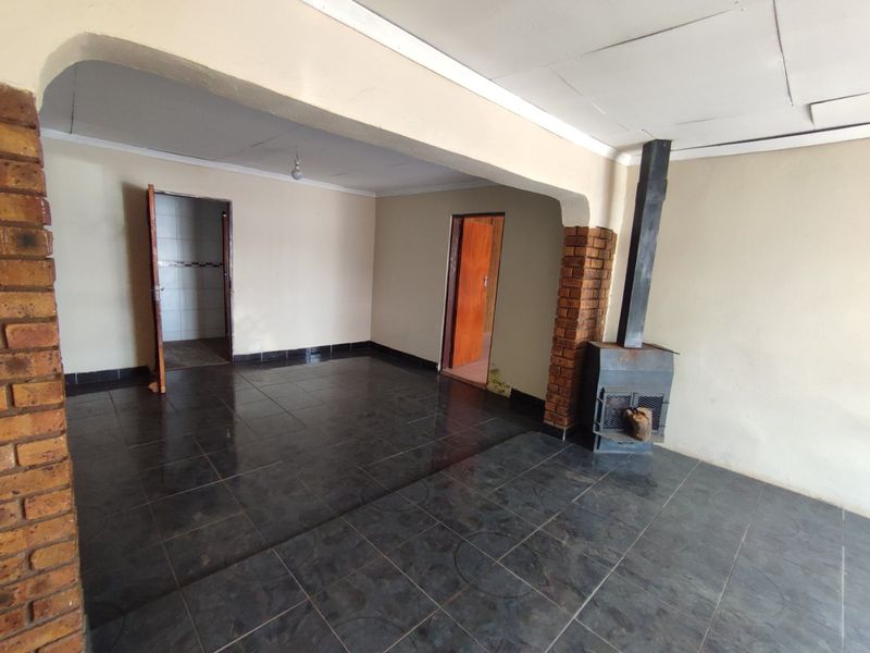 HOUSE FOR SALE IN GELUKSDAL  - Photo 5