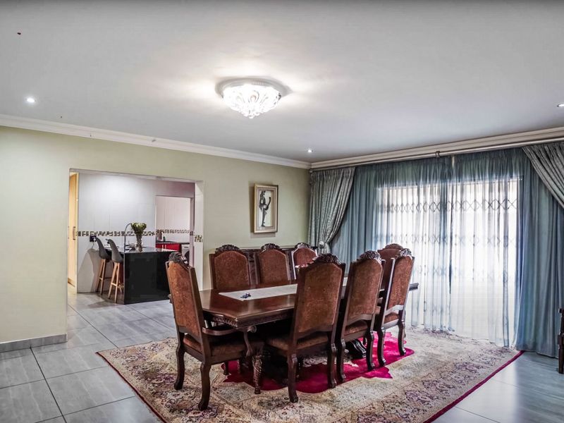 4 Bedroom 5 Bathroom house available in Rayton Estate  - Photo 7