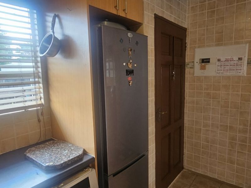 Cozy Garden Townhouse – Perfect Lock-Up-and-Go Living!  - Photo 10