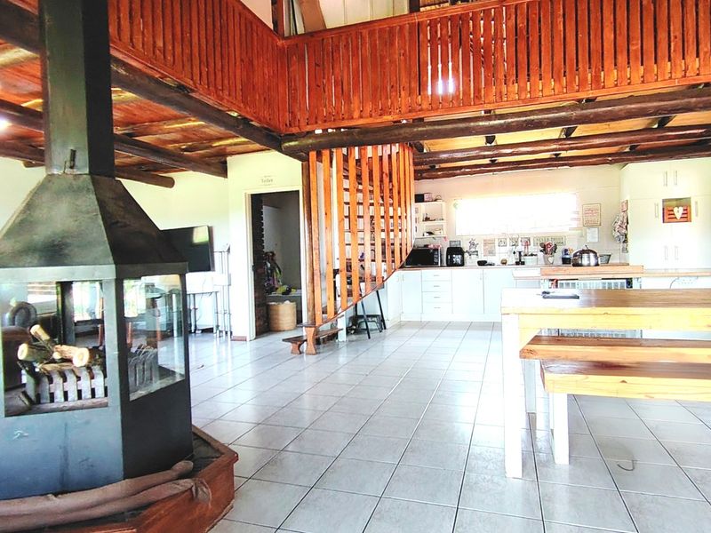 Sustainable 2.2ha Smallholding with a good income - Photo 3