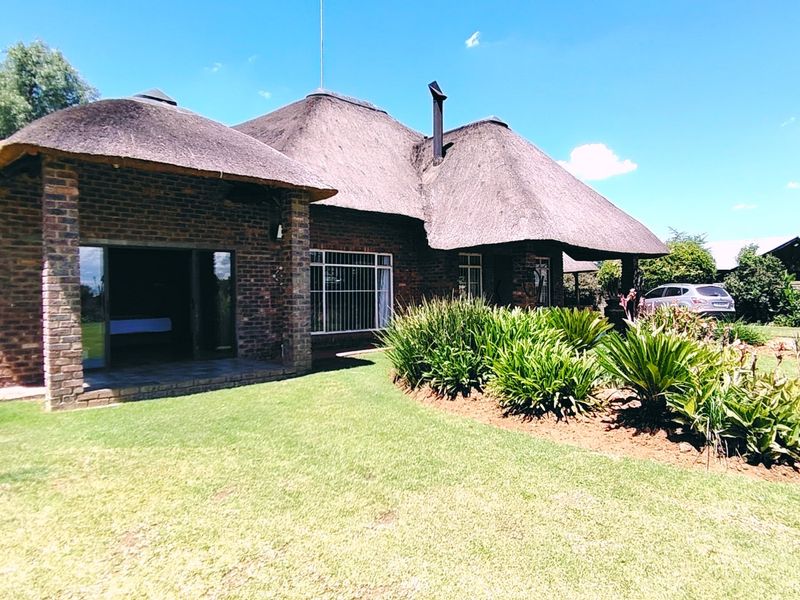 Sustainable 2.2ha Smallholding with a good income - Photo 8