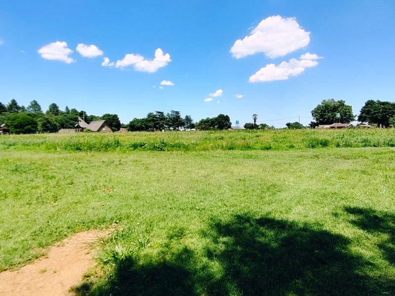 Sustainable 2.2ha Smallholding with a good income - Photo 2