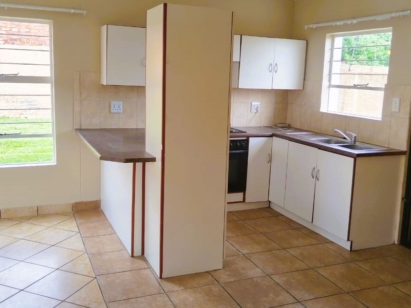 Beautiful Home with Garden in Secure Estate - Photo 7