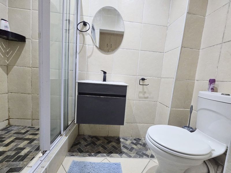 Relaxed Coastal Living with Beautiful Sea Views - Photo 10