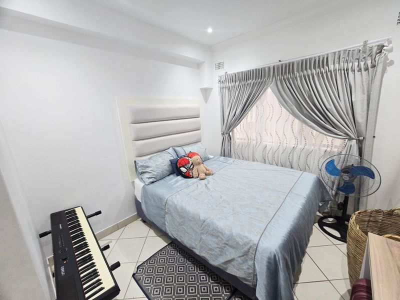 Relaxed Coastal Living with Beautiful Sea Views - Photo 7