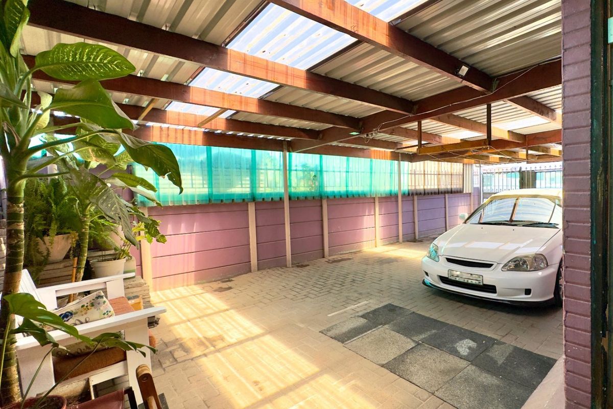 Charming 3 bedroom family home  - Photo 3