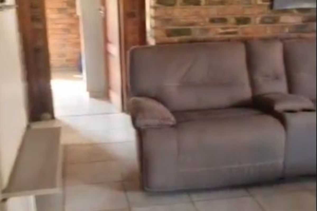 Stunning river-side property for sale in Orkney Vaal - Photo 4