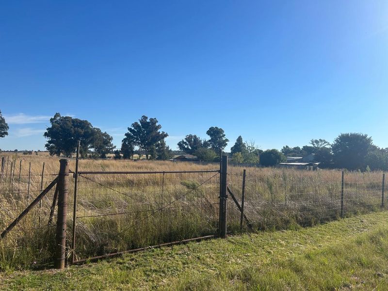 VACANT LAND  - Photo 2