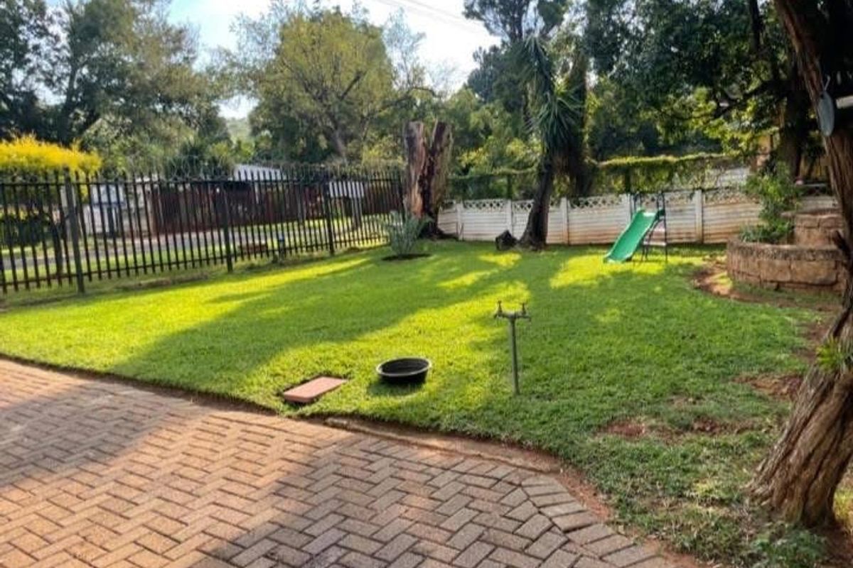 3bedroom house for Sale in Pretoria Garden  - Photo 2