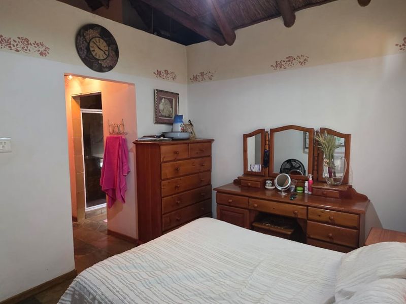 3 Bedroom House for Sale in Bhubezi Village - Photo 2