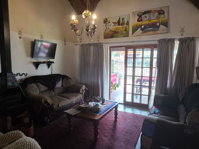 3 Bedroom House for Sale in Bhubezi Village - Photo 8