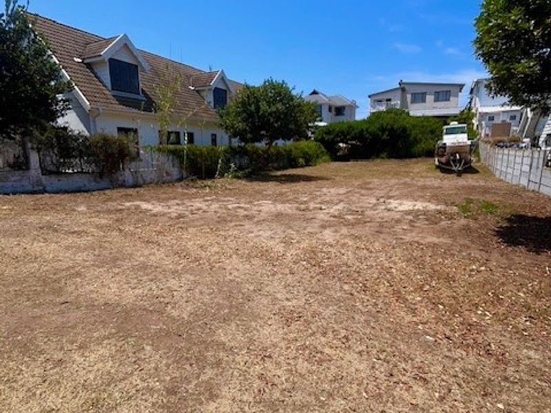 INVEST IN PARADISE:LEVEL VACANT STAND IN PRIME LOCATION. - Photo 5