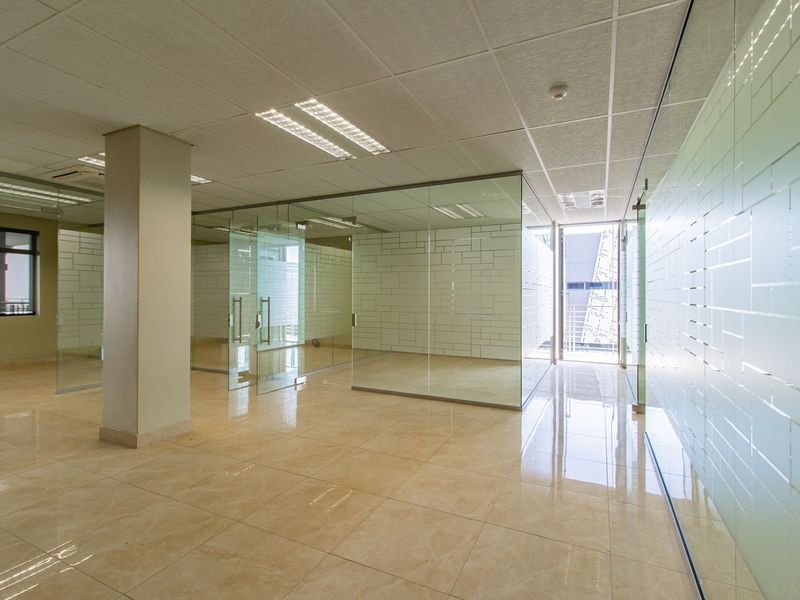 157 SQUARE METERS OF OFFICE SPACE TO RENT IN BEDFORDVIEW - Photo 3