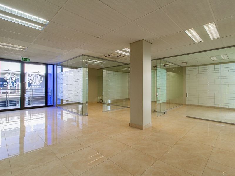 157 SQUARE METERS OF OFFICE SPACE TO RENT IN BEDFORDVIEW - Photo 8