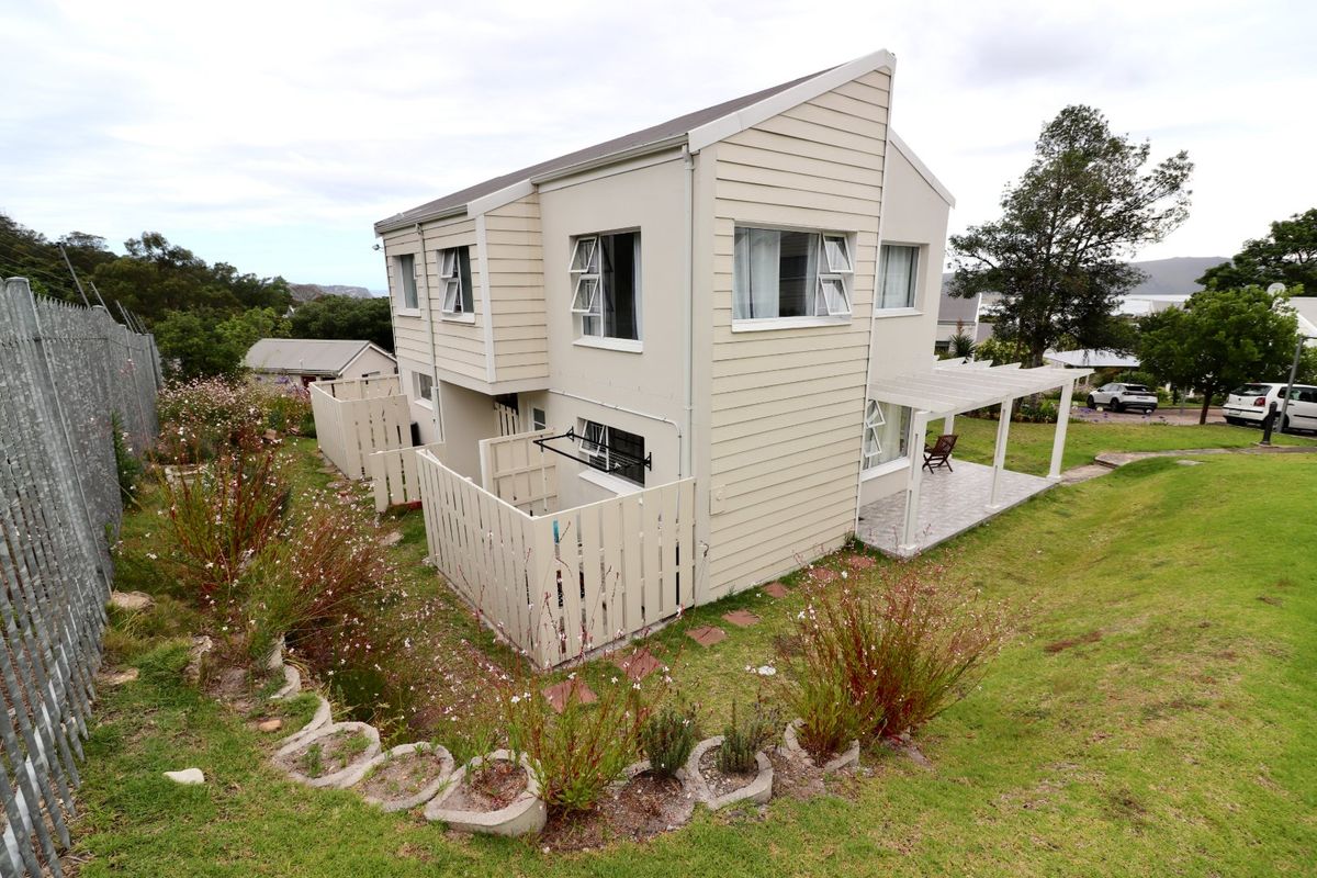 2 Bedroom Apartment for Sale Oaklands on the Knoll - Photo 3