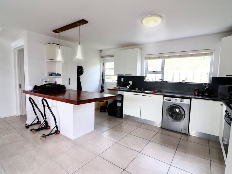 2 Bedroom Apartment for Sale Oaklands on the Knoll - Photo 10