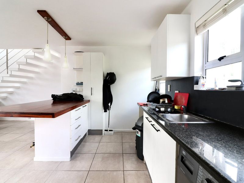 2 Bedroom Apartment for Sale Oaklands on the Knoll - Photo 9