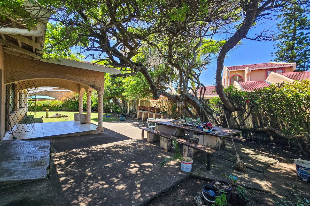 Great Location Near The Beach - Photo 3