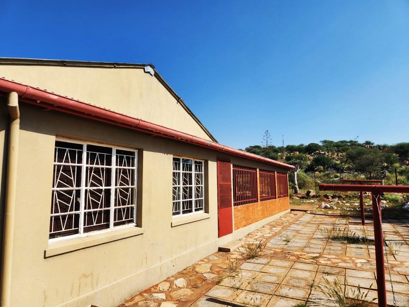 Livestock farm for sale between Marydale and Groblershoop in the Northern Cape.  - Photo 8