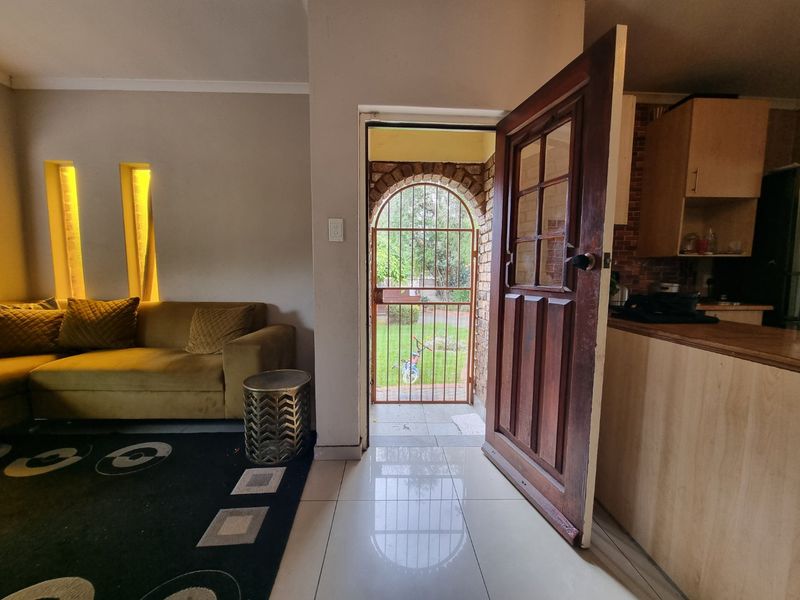 3 Bedroom Home with Flatlet - Photo 6