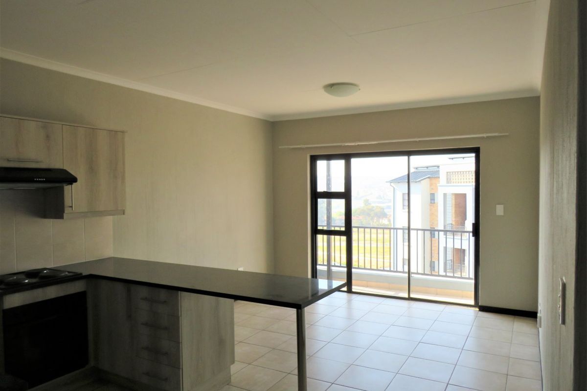 One Bedroom Apartment in Barbeque Downs - Photo 2