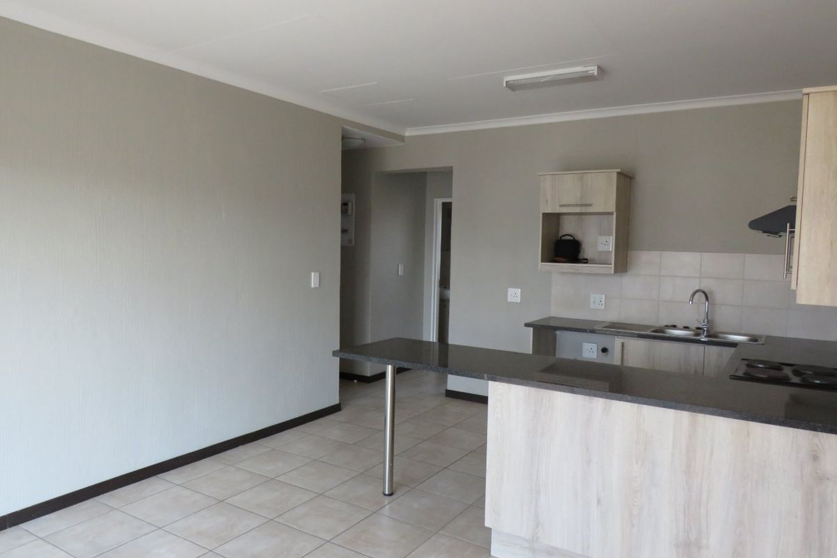 One Bedroom Apartment in Barbeque Downs - Photo 4