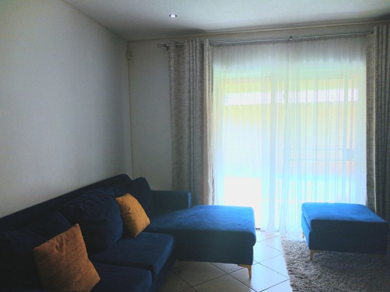 Stunning Ground floor Two Bedroom Apartment - Photo 9