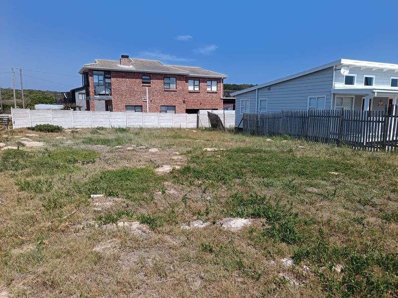 A well-located 386m2 vacant stand in the sought-after coastal suburb of Kleinkrantz. - Photo 4