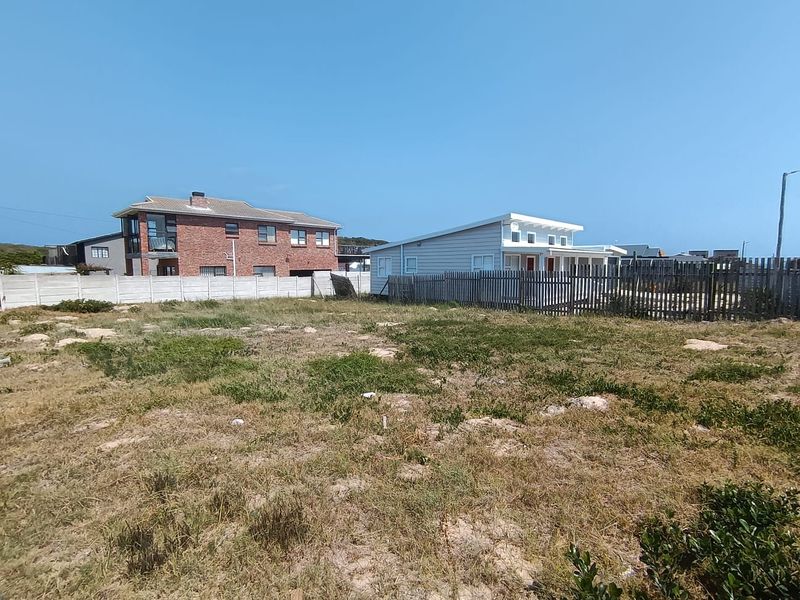 A well-located 386m2 vacant stand in the sought-after coastal suburb of Kleinkrantz. - Photo 2