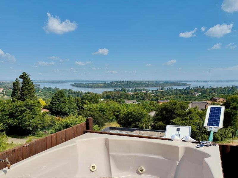 Log Cabin Retreat with Panoramic Views | Vaal Marina - Photo 1