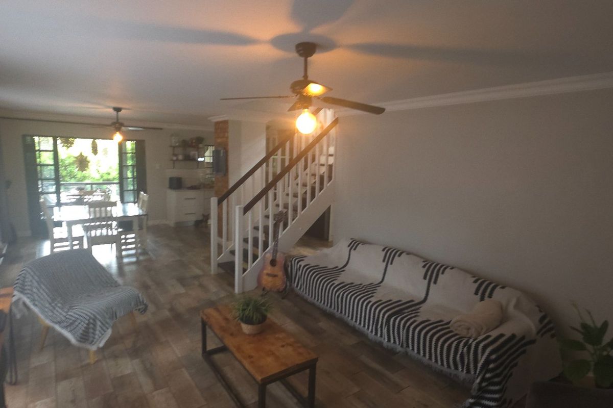 Luxury Living In Prestigious Montana Park - Photo 3