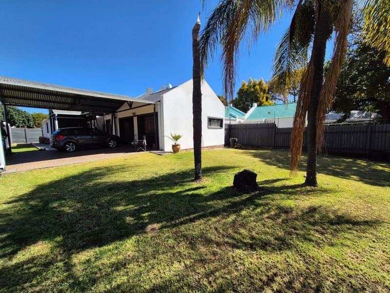 Charming Duet With Modern Finishes - Photo 6