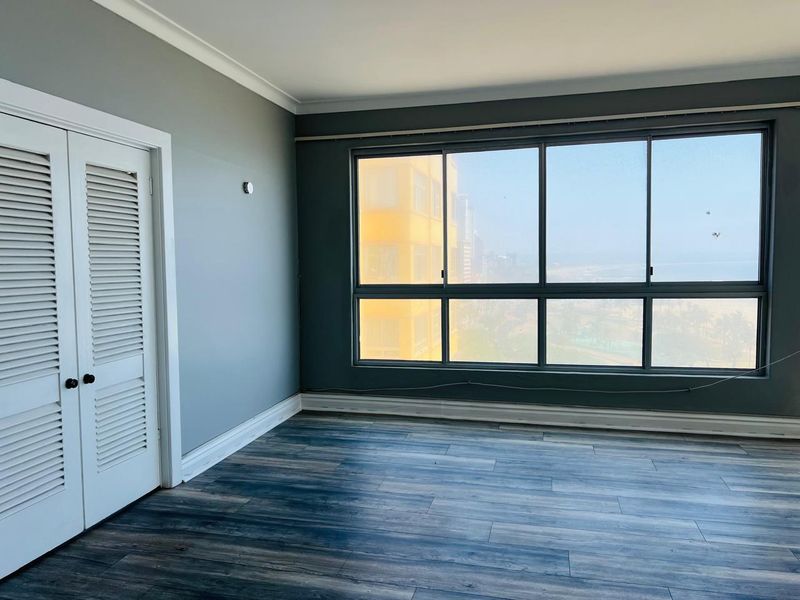 3 Bedrooms, 2 Bathrooms Penthouse For Sale In South Beach, Durban - Photo 6