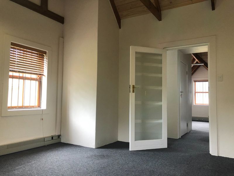 Upper-Floor Office Suite - Photo 7