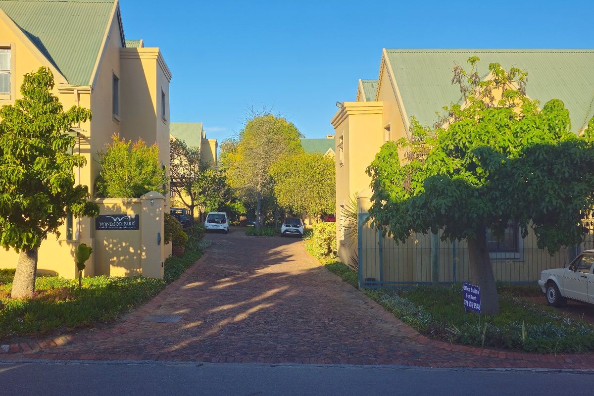 Ground Floor Office Suite - Photo 3