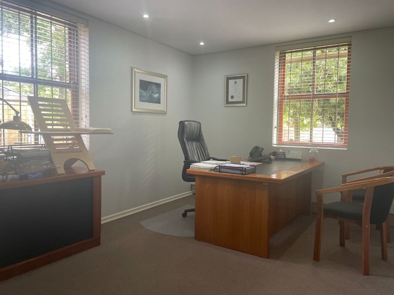 Ground Floor Office Suite - Photo 5