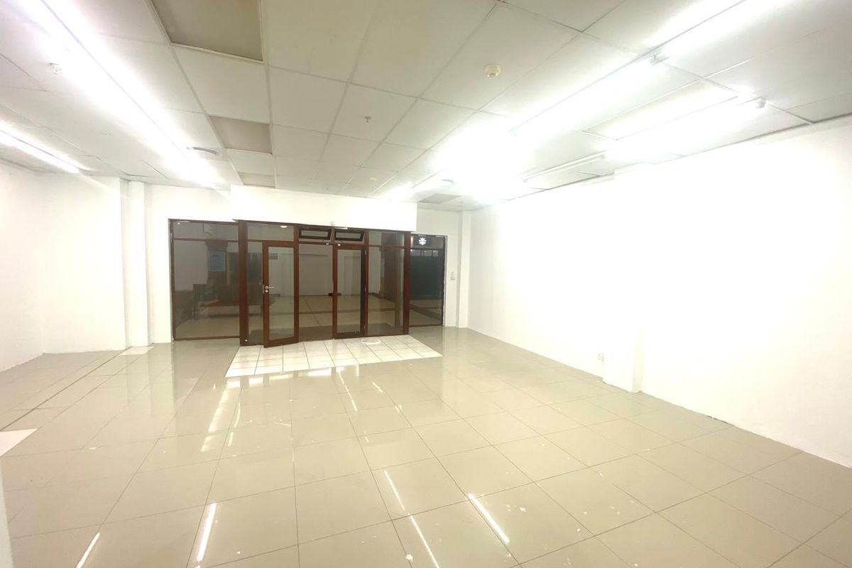 Your Retail Success Starts Here | Prime Shop Space for Lease | Kingscourt, Walmer Heights - Photo 2